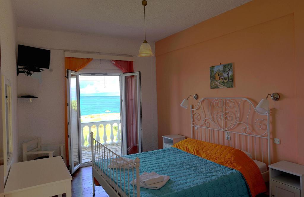 Elli Beach Apartments And Studios Альмирос-Бич Номер фото